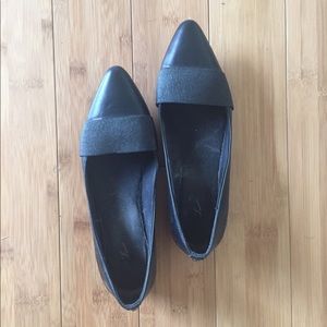 Simply Vera Wang Flats